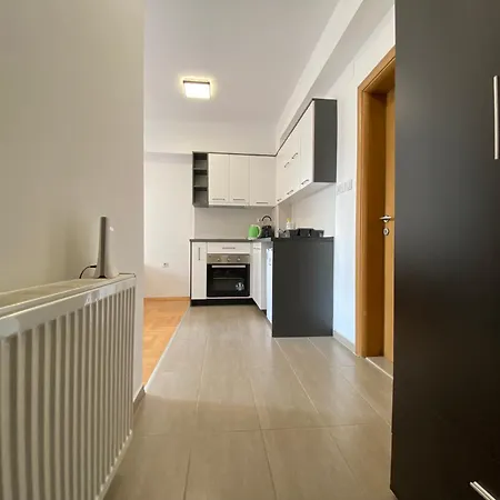 S 2 Apartment
