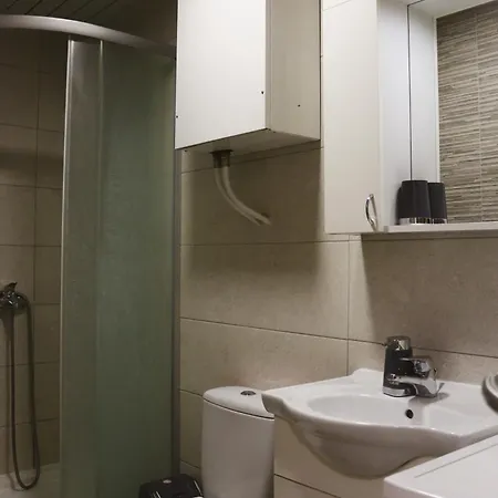 S 2 Apartment